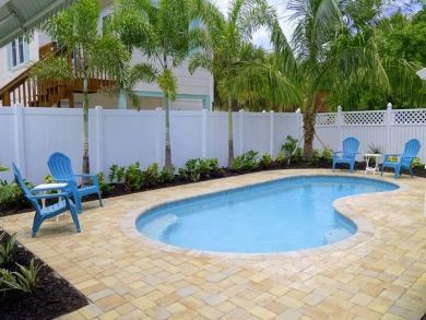 Three Bedroom Rental on Anna Maria Cottage for Rent  Pool